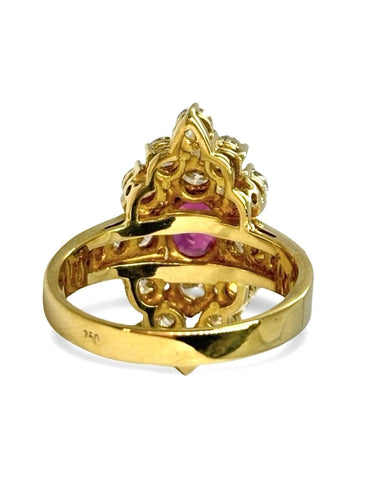 Bague 55 Bague ancienne en or jaune 18K avec rubis et diamants 58 Facettes 1773