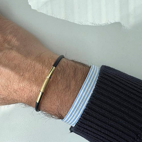 Bracelet Bracelet en caoutchouc et or jaune 18 ct 58 Facettes 38054