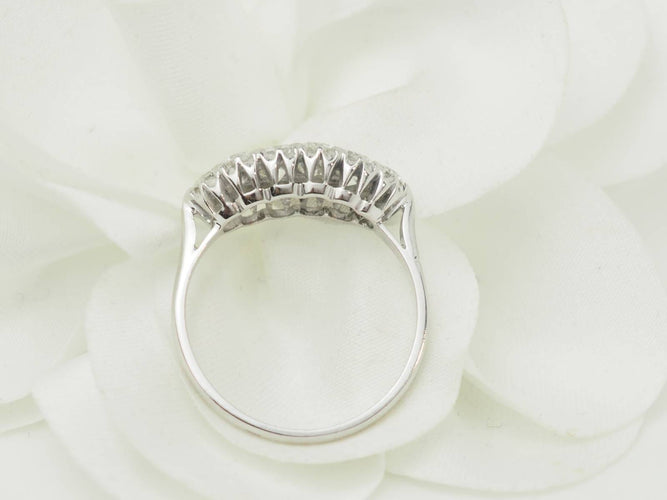 Bague 58.5 Bague alliance vintage en or blanc 18 carats et diamants 1 ct 58 Facettes 33678
