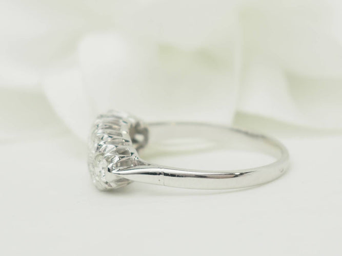 Bague 58.5 Bague alliance vintage en or blanc 18 carats et diamants 1 ct 58 Facettes 33678