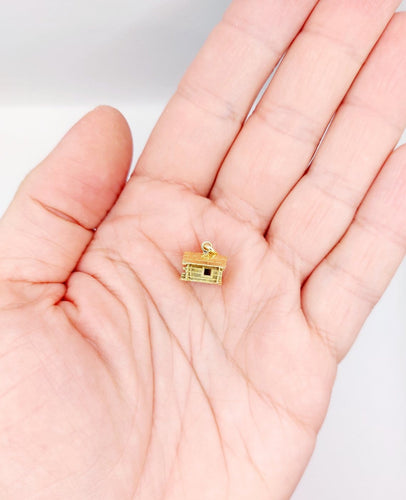 Pendentif Pendentif chalet vintage en or jaune 18 carats 58 Facettes A06871