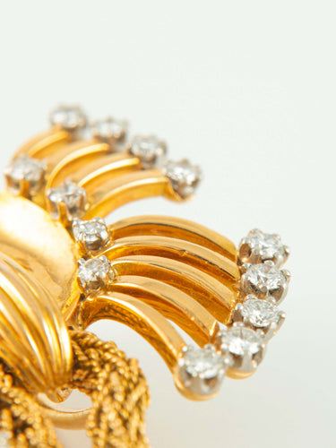 Broche Broche moderne en or jaune et diamants 58 Facettes 210019