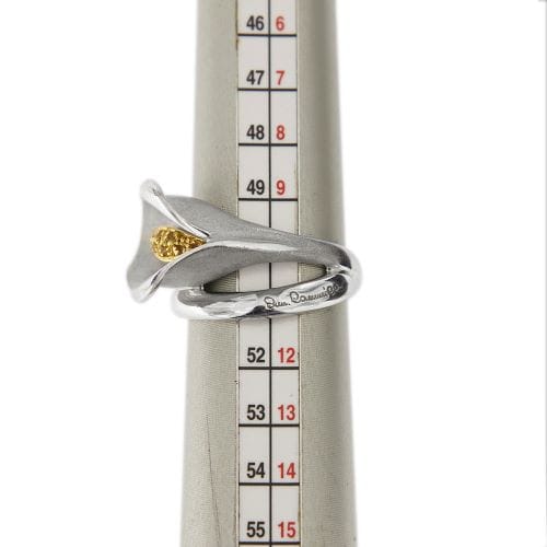 Bague Annamaria Cammilli Calla - Bague fleur en or blanc et or jaune, saphirs jaunes 58 Facettes 29248