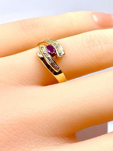 Bague 50 Bague en or jaune 18 carats rubis et diamants 58 Facettes AB706