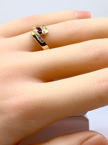 Bague 50 Bague en or jaune 18 carats rubis et diamants 58 Facettes AB706