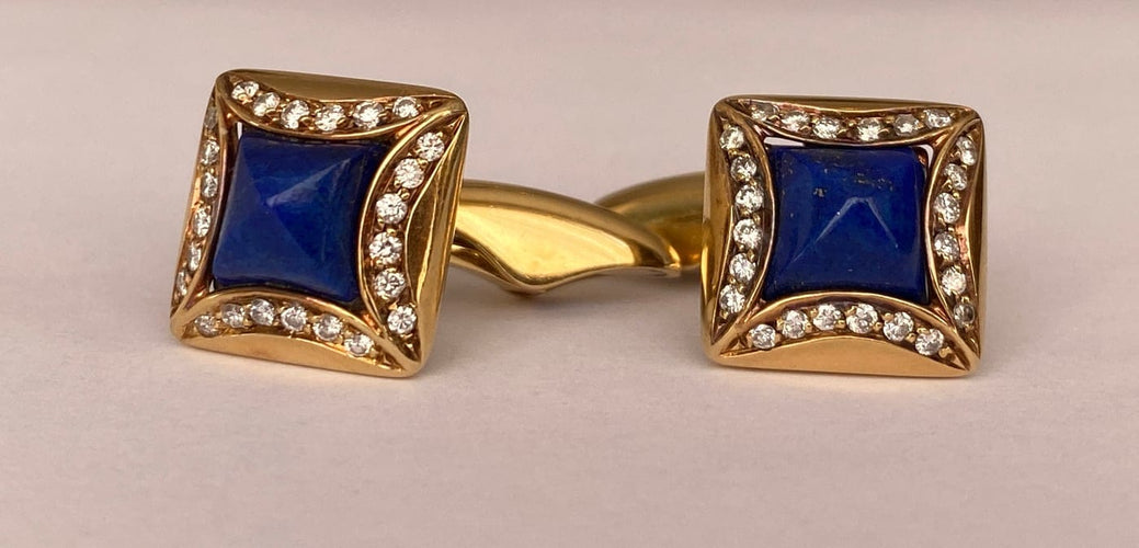 Boucles d'oreilles Boucles d’oreilles en or jaune 18 ct lapis-lazuli et diamants 58 Facettes ring