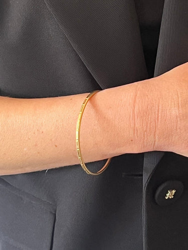 Bracelet Bracelet jonc strié en or jaune 18 carats 58 Facettes 20