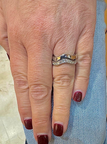 Bague 48 Cartier - Alliances en or blanc 18 carats et diamants 58 Facettes carduo