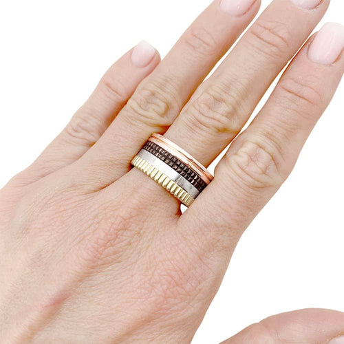 Bague 63 Bague Boucheron, "Quatre Classique Large" trois ors. 58 Facettes 35527