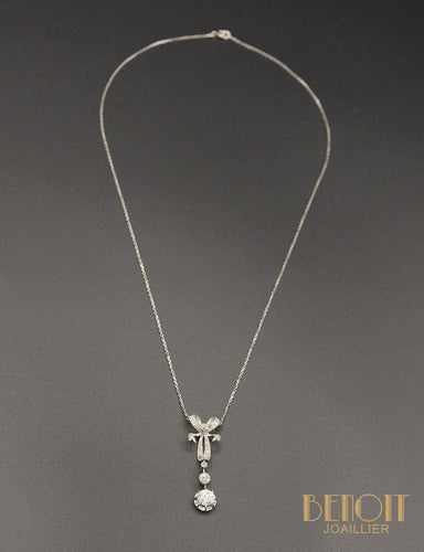 Pendentif Pendentif nœud en platine et diamants 58 Facettes A10282