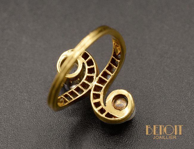Bague Bague Toi et Moi ancienne en or jaune, diamant et perle fine 58 Facettes A10366