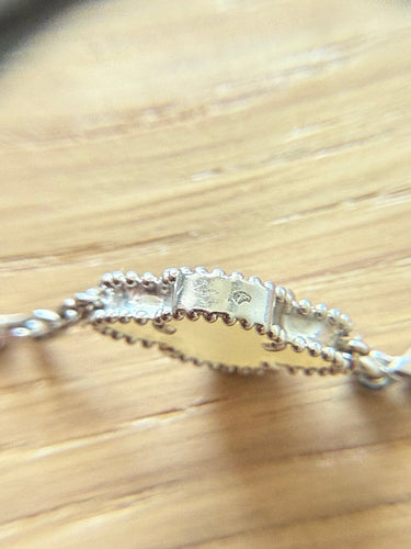 Bracelet Van Cleef & Arpels Alhambra - Bracelet 5 motifs en or blanc 18k et nacre 58 Facettes 2690