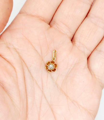 Pendentif Pendentif victorien en or 18k et diamant taille rose sur paillon 58 Facettes A06947