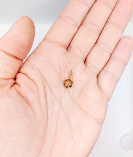 Pendentif Pendentif victorien en or 18k et diamant taille rose sur paillon 58 Facettes A06947