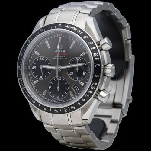 Montre Omega Speedmaster Date Chronograph 58 Facettes MT45600