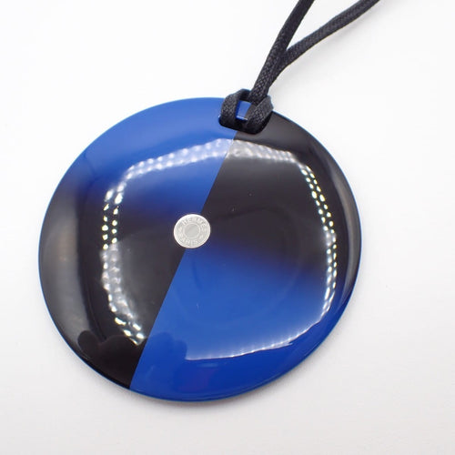 Collier Hermès - Collier pendentif rond en corne de buffle et laque 58 Facettes omglp6