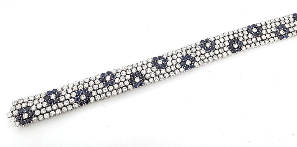 Bracelet Bracelet en diamants et saphirs en or blanc 58 Facettes 222/F 26