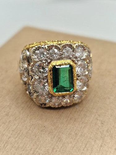 Bague 55 Bague vintage style florentin gravée en or 18 ct, émeraude et diamants 58 Facettes CV-024