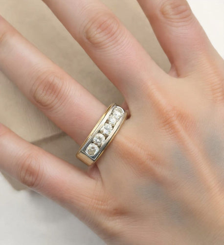 Bague 53 Bague cinq diamants en or 18 ct 58 Facettes CV-026