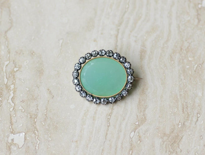Broche Broche ancienne chrysoprase et diamants en or rose et argent 58 Facettes