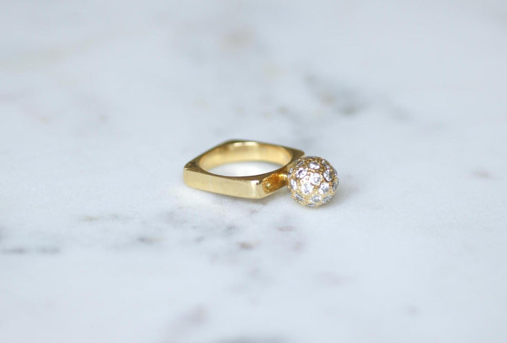 Bague 55 Dinh Van - Bague boule en or jaune 18 carats et diamants 58 Facettes