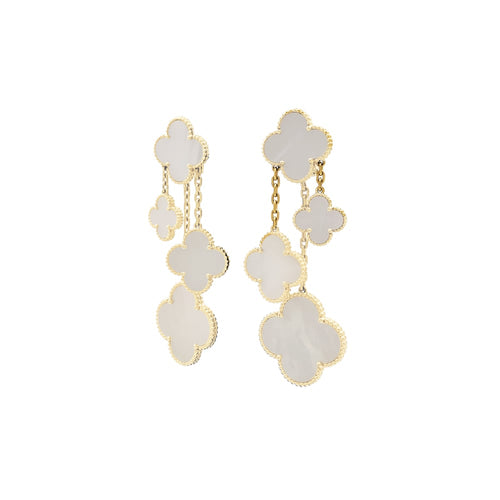 Boucles d'oreilles Boucles d'oreilles Van Cleef & Arpels, "Magic Alhambra", or jaune et nacre. 58 Facettes 35554