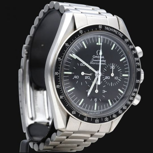 Montre Omega Montre Speedmaster Professional Moonwatch 58 Facettes MT45621