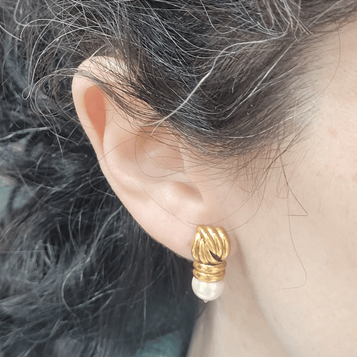 Boucles d'oreilles Boucles d’oreilles - Perles en or jaune 18 ct 58 Facettes PE113