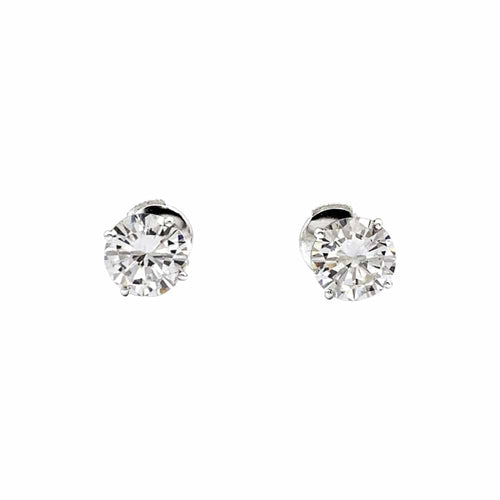 Boucles d'oreilles Puces d'oreilles diamants et or blanc. 58 Facettes 35394