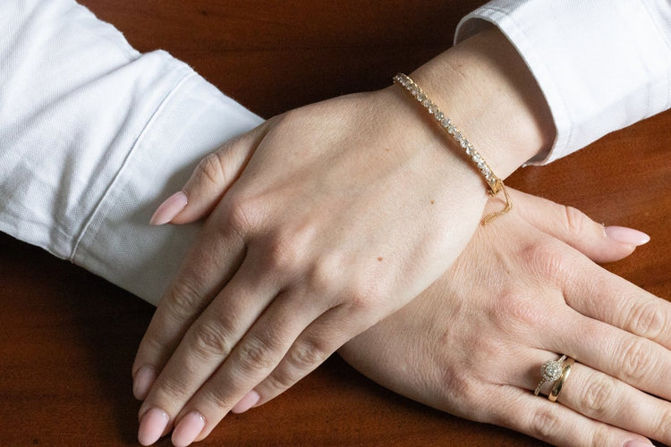 Bracelet Bracelet en or jaune 850 serti de diamants env. 3,20 ct 58 Facettes 12020