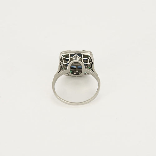 Bague 51 Élégante bague en or blanc , diamants, émeraudes et saphirs de style Art déco 58 Facettes 58FC49