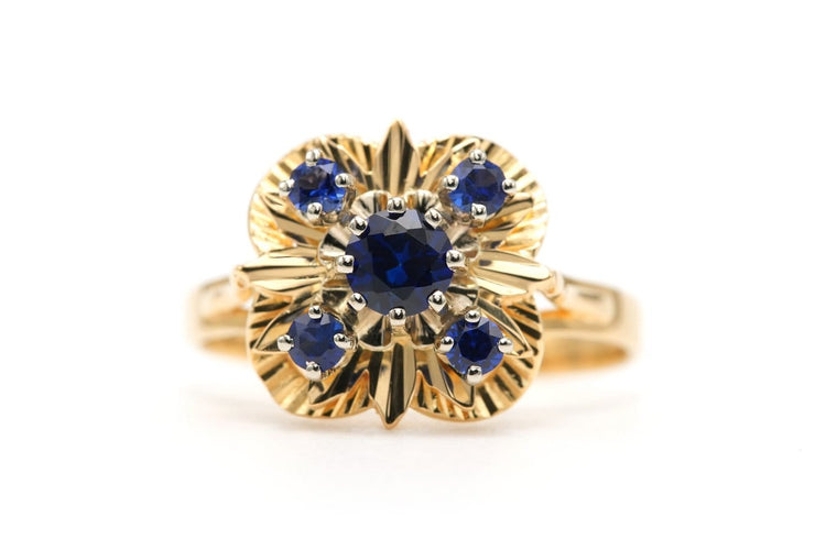Bague 54 Bague années 50 en or jaune 18 carats et saphirs 58 Facettes B852