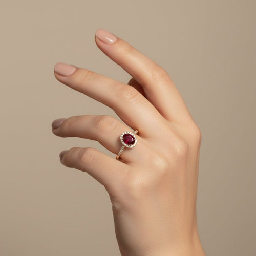 Bague 59 Bague en or jaune 18 carats avec rubis 1,41 ct et diamants 58 Facettes 1.0001367/1