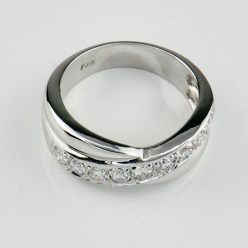 Bague 55.5 Bague en or blanc 750 avec 9 diamants taille brillant 58 Facettes 2126