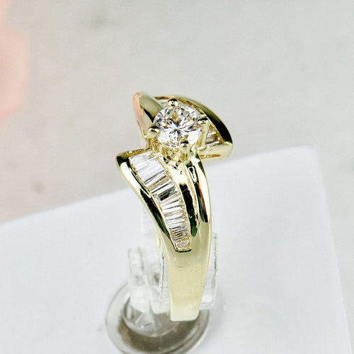 Bague 52.5 Bague halo - Solitaire en or jaune 18 carats et diamants 58 Facettes 2058