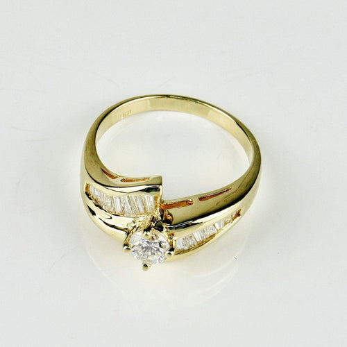 Bague 52.5 Bague halo - Solitaire en or jaune 18 carats et diamants 58 Facettes 2058