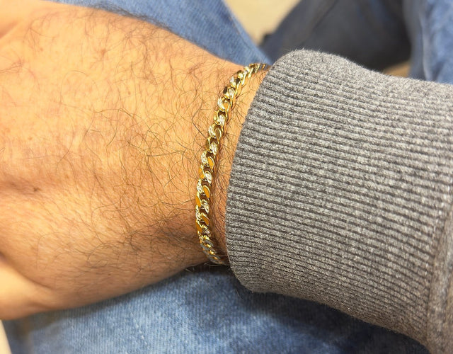 Bracelet Bracelet gourmette - Bracelet en or jaune 14 carats et diamants 58 Facettes gmt