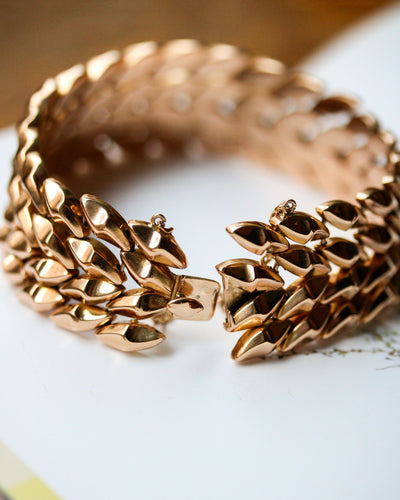 Bracelet Bracelet manchette en or rose 750 58 Facettes A12026