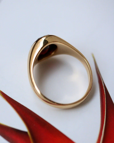 Bague 59 Chevalière vintage - Bague en or jaune 750/1000 et grenat 58 Facettes A12006