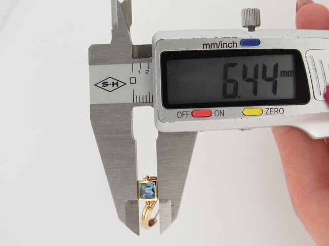 Boucles d'oreilles Poiray Lolita - Boucles d'oreilles créoles en or jaune 18k et pierres 58 Facettes 274334