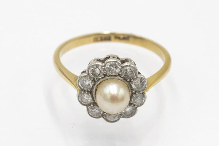 Bague 56 Bague marguerite en or 750, perle et diamants 58 Facettes 11225