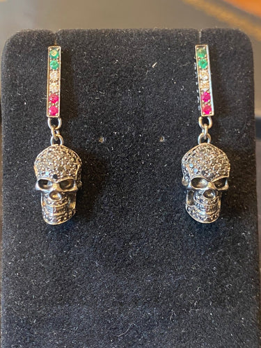 Boucles d'oreilles Pendants d’oreilles « Tête de mort » en or gris 750, diamants noirs 58 Facettes LP180109/20