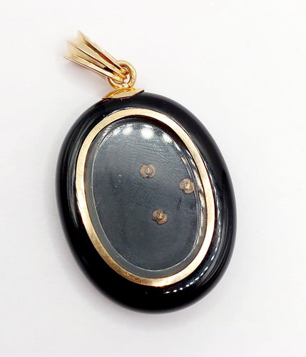 Pendentif Pendentif porte-photo XXL en or 18k, onyx et perles (circa 1900) 58 Facettes A06986