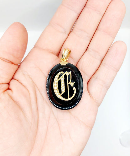 Pendentif Pendentif porte-photo XXL en or 18k, onyx et perles (circa 1900) 58 Facettes A06986