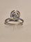 Bague 54 Bague en or blanc, émeraude poire et diamants 58 Facettes Bague 0005
