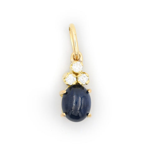 Pendentif Pendentif en or jaune 18 carats avec saphir cabochon et diamants 58 Facettes 22804
