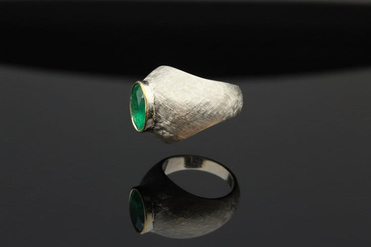 Bague 54 Del Verde - Bague de petit doigt en or blanc et émeraude 58 Facettes anello mignolo del verde