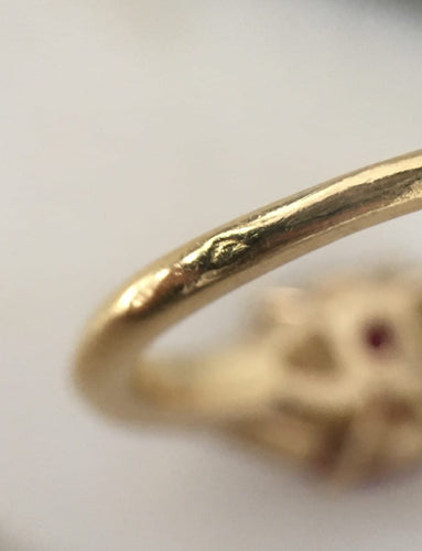 Bague 50.5 Bague vintage en or jaune 18K rubis et diamants 58 Facettes 255