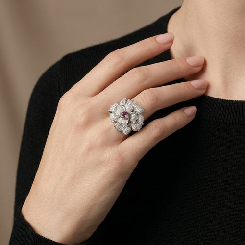 Bague 52 Bague fleur Or blanc, Spinelle et Diamants 58 Facettes OC-61E00508