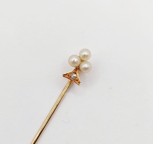 Épingle à écharpe ancienne - Trèfle en or rose 18k, perles et diamants 58 Facettes A07001